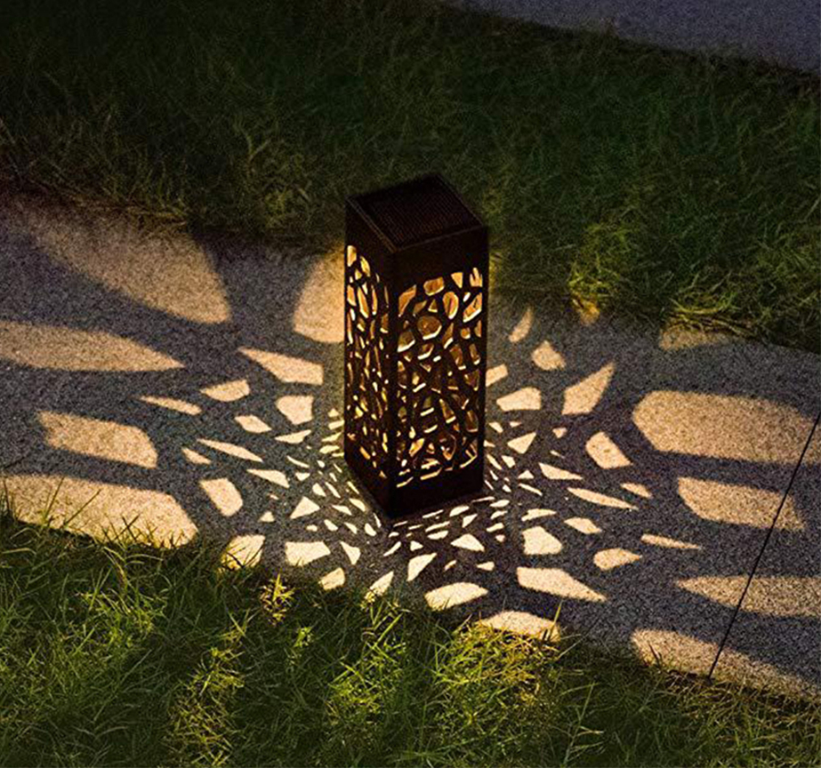 Hollowed Out Design Solar Energy Lawn Path Lamp